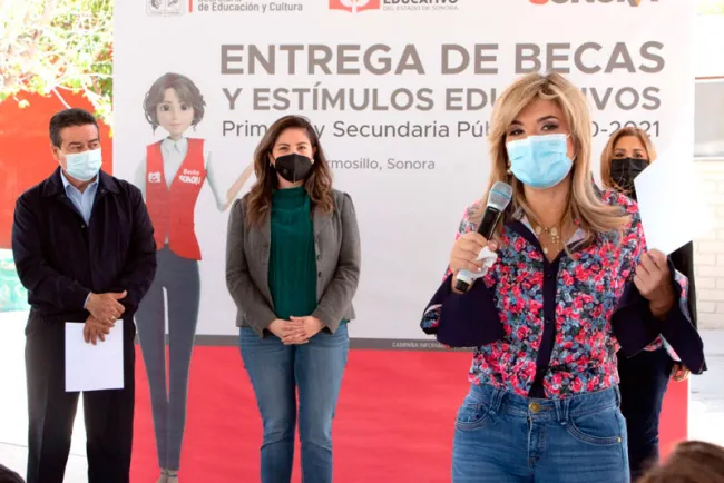 Continúa entrega de becas: CPA