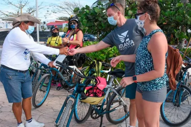 Cumplir con cubrebocas, gel antibacterial… ‘es de vida o muerte’