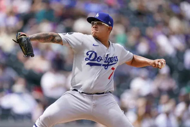 Julio Urías lanza 'joya' de pitcheo en triunfo de Dodgers