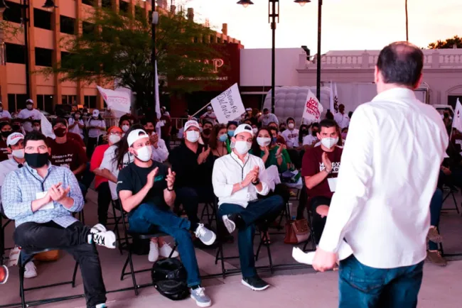 Propone Durazo reducir 50% el presupuesto del Congreso local