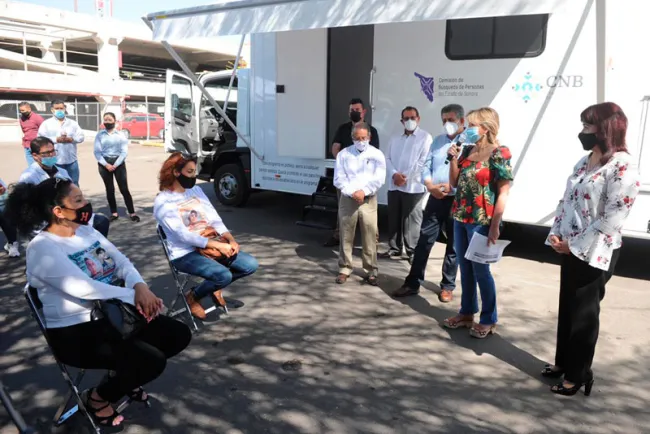 Entrega CPA laboratorios móviles