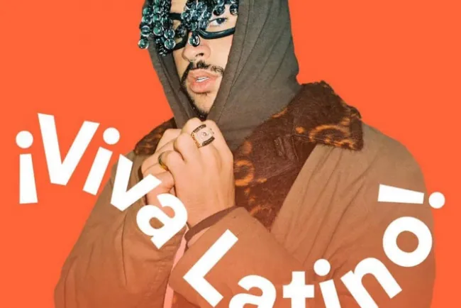 Bad Bunny y Karol G ganan en los Premios Latin AMAs