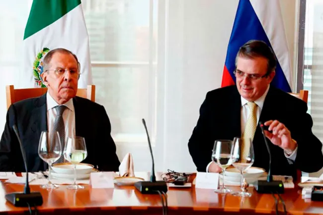 Espera Ebrard que pronto 20% de mexicanos estén vacunados