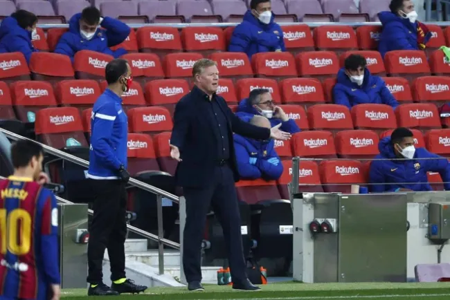 Castigan a Koeman por decir ‘vaya personaje’