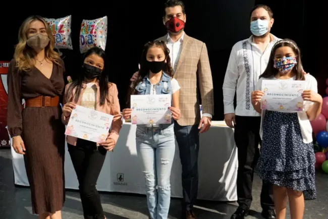 Niños regidores firman compromiso de cuidado del Centauro de la Frontera