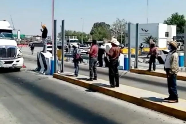 Campesinos culpan a vuelo de avionetas de sequía