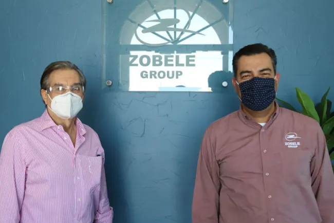 Atestigua secretario de Economía ampliación de planta Zobele