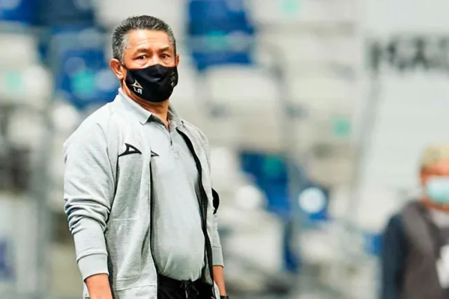 Quieren ‘recompensar’ a Ignacio Ambriz