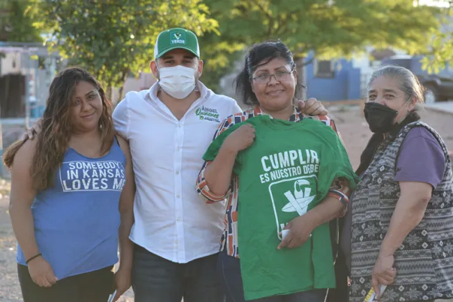 Gana simpatía Quiñonez de vecinos de Cumbres del Mediterráneo