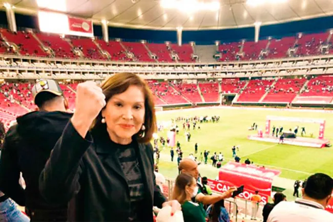 La actriz Ana Bertha Espín es... la fuerza del Jimmy