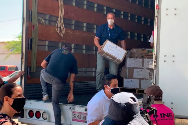 Llegan boletas electorales al INE
