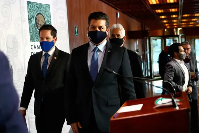 Suspenden orden de captura contra Cabeza de Vaca