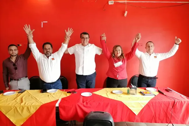 Respalda PT planilla de Leticia Calderón