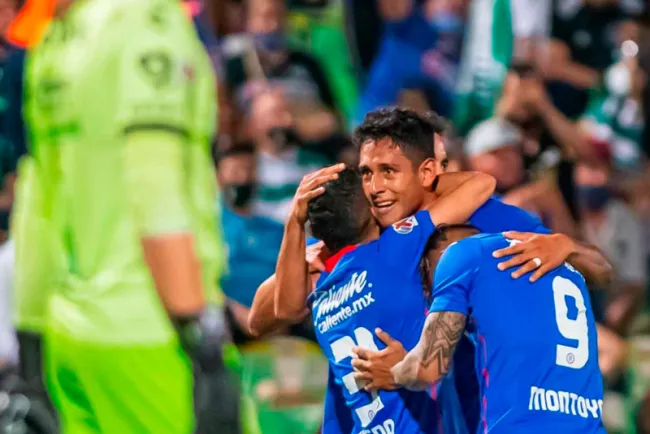 Cruz Azul pega primero de visita en La Comarca