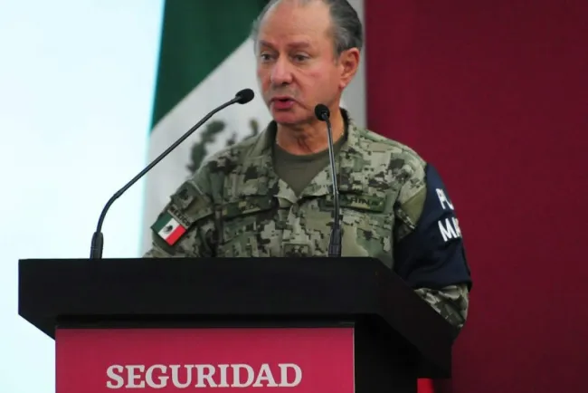 Concluye entrega de control de puertos a la Semar