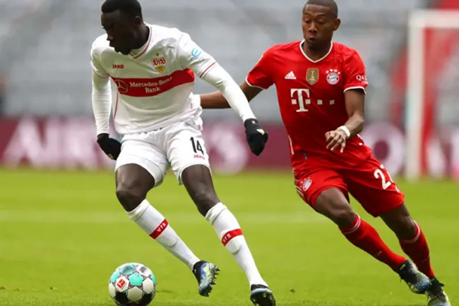 Lo suspenden tres meses por identidad falsa