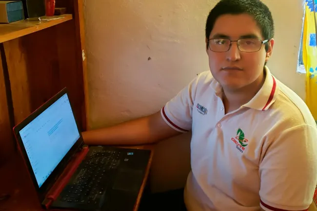 Gana alumno Festival Académico Nacional