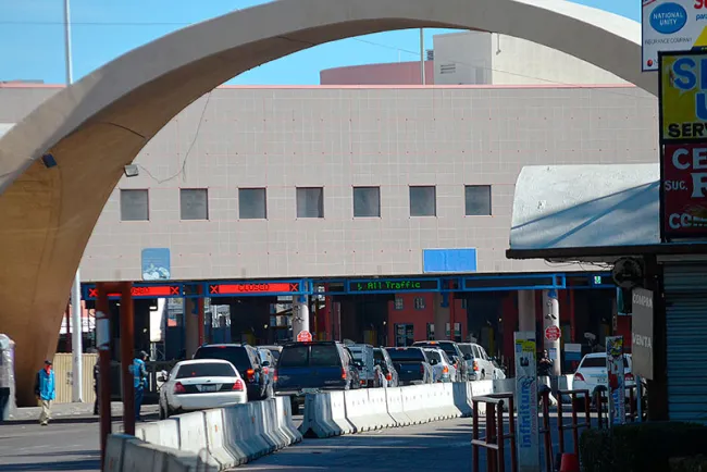 Continúa cierre de fronteras