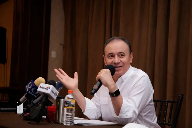 Rescatará Durazo sistema de salud