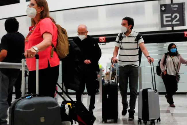 Urge IMSS blindar centros turísticos contra Covid-19 ante vacaciones