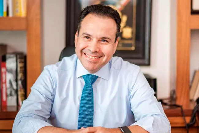 Debe iniciar entrega-recepción el 15 de julio: Toño Astiazarán