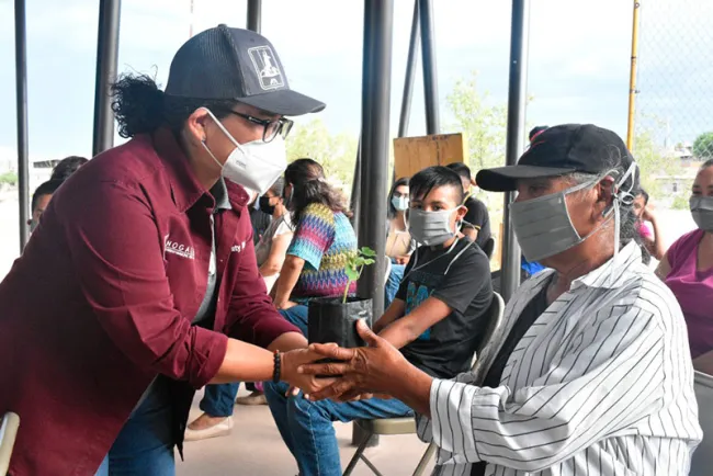 Llevan programa “Sembrando Vida”