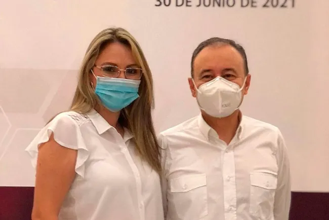 Firma Azalia Guevara carta compromiso