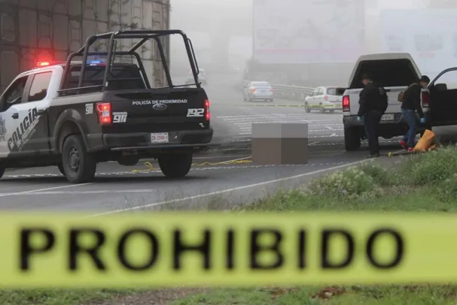 Ante cámaras del C-4 cuelgan a dos personas en Fresnillo