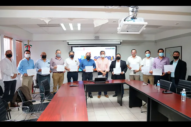 Reconoce Secretaría de Economía a ciudadanos