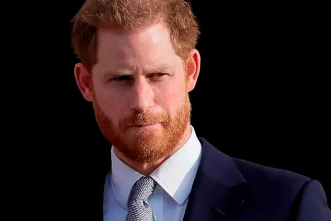 Príncipe Harry escribe autobiografía 'íntima y sincera'