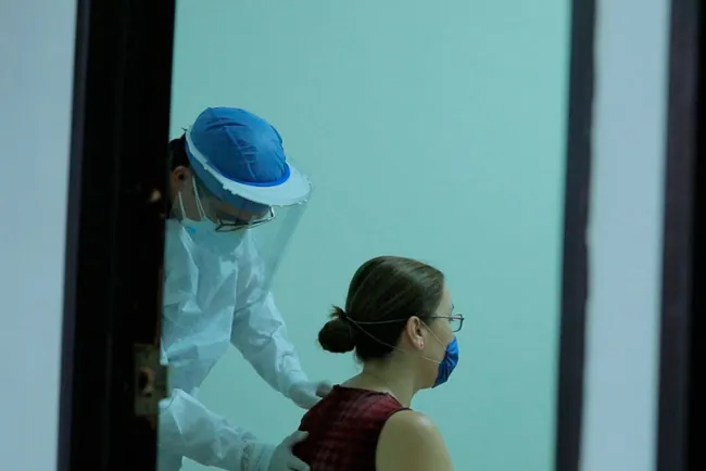 Pueden Jóvenes sufrir secuelas: Clausen Iberri