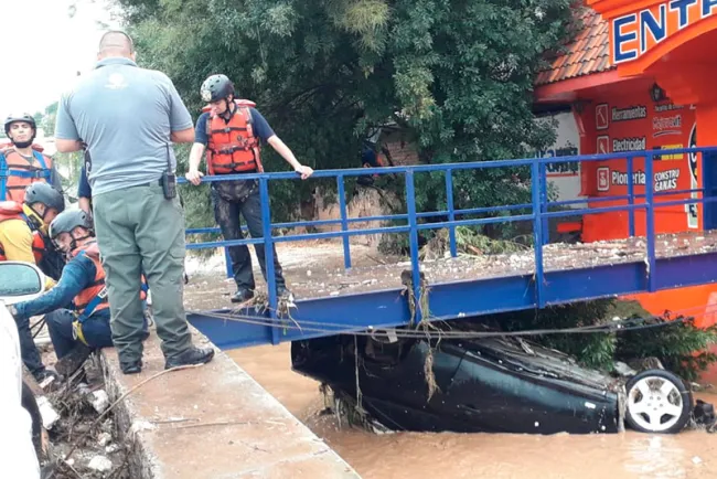 Genera tromba caos y muerte