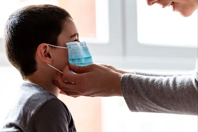 Preocupa covid en menores