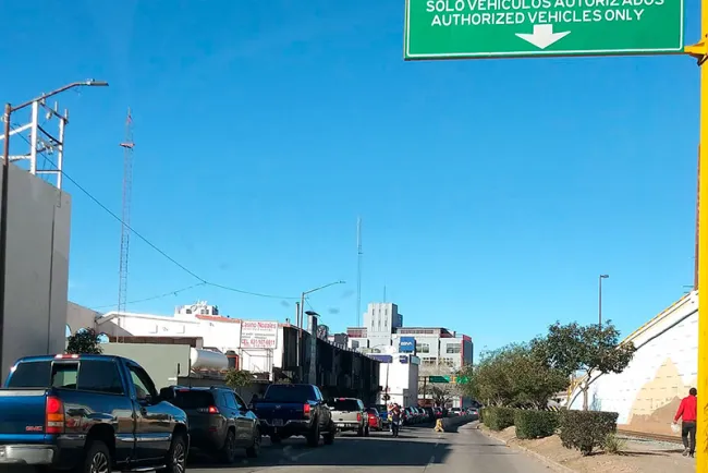 Carril de Sentri permanece cerrado