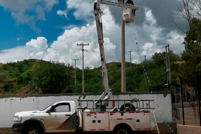Atienden rezago en alumbrado público y recolección de basura