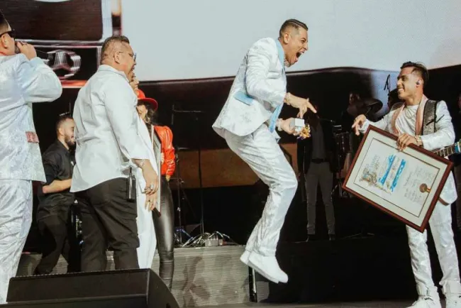 Grupo Firme y Banda MS VS Bruno Mars; las giras más lucrativas