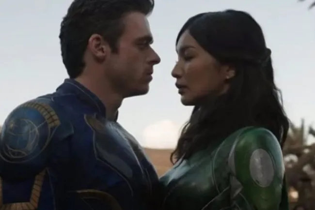 'Los Eternos' no es recomendada para menores de 13 años por violencia y sexo