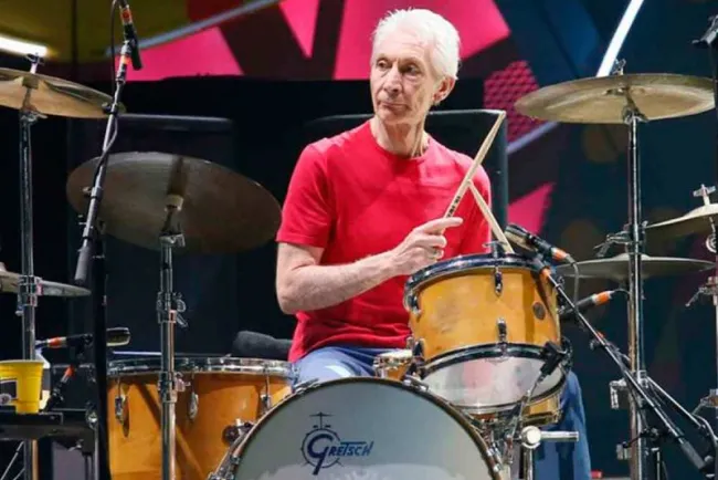 El emotivo homenaje a Charlie Watts en primer concierto de Rolling Stones sin él