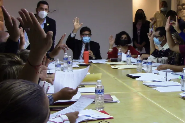 Retoman negociación por Centauro de la Frontera