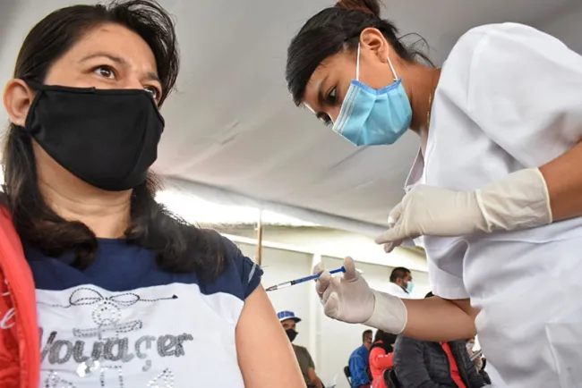 Cambian fecha de vacunación