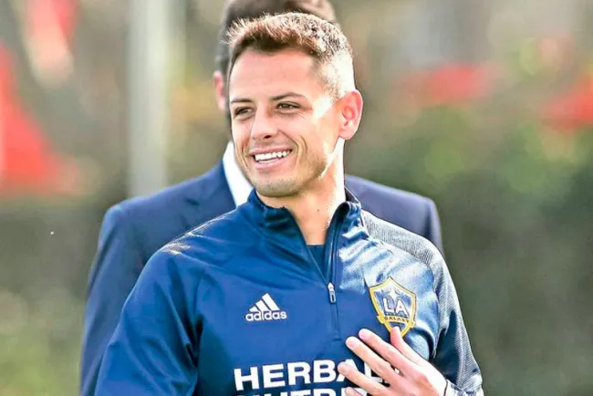 Chicharito sigue esperando el llamado del Tricolor