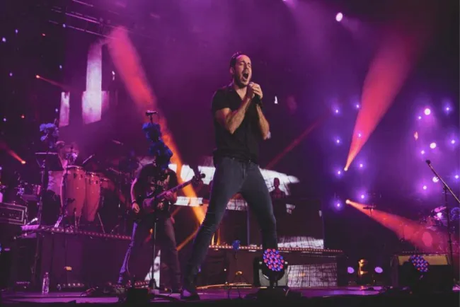 José Madero logra 'sold out' en CDMX y confirma nueva gira