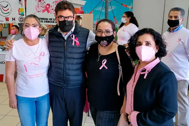 Suman sensibilización contra cáncer de mama