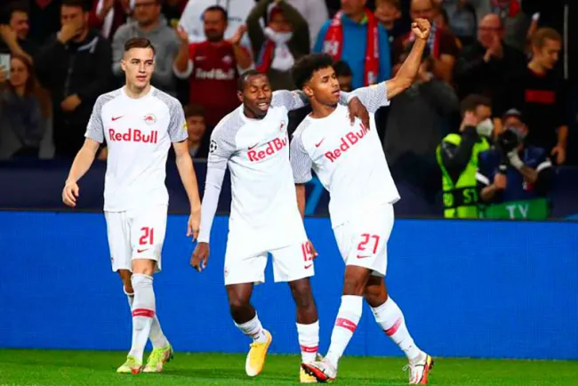 Salzburgo sigue su idilio en la Champions