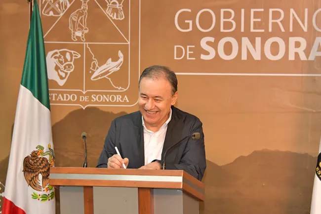 Relucen políticas de auteridad