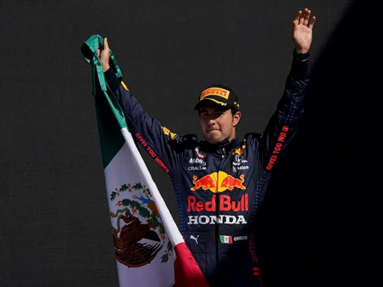 Ross Brawn no hubiera premiado a ‘Checo’ Pérez