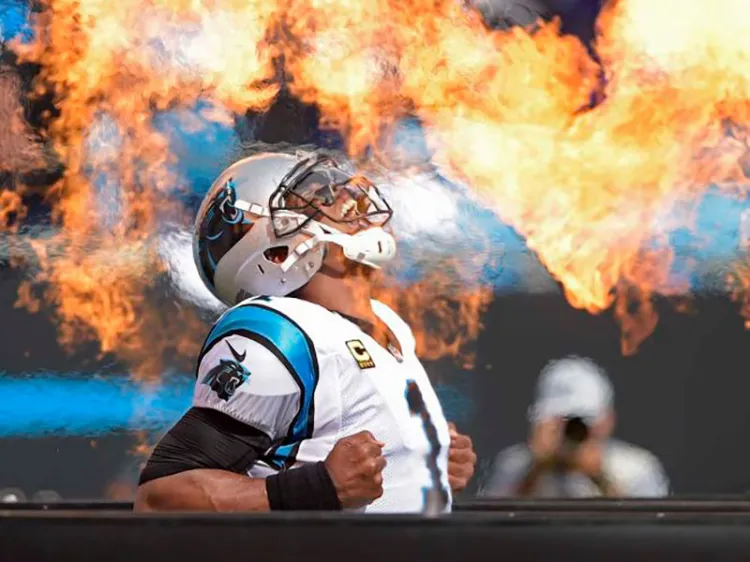 Cam Newton regresa a las Panteras