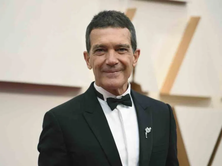 Antonio Banderas recluta a su hija para un musical español
