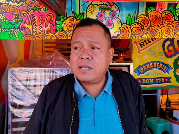 Animan buenas ventas a comerciantes en panteones