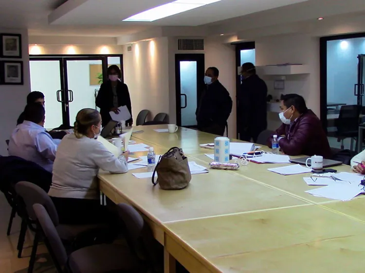 Promueven cambiar reglamentos para beneficio de municipales